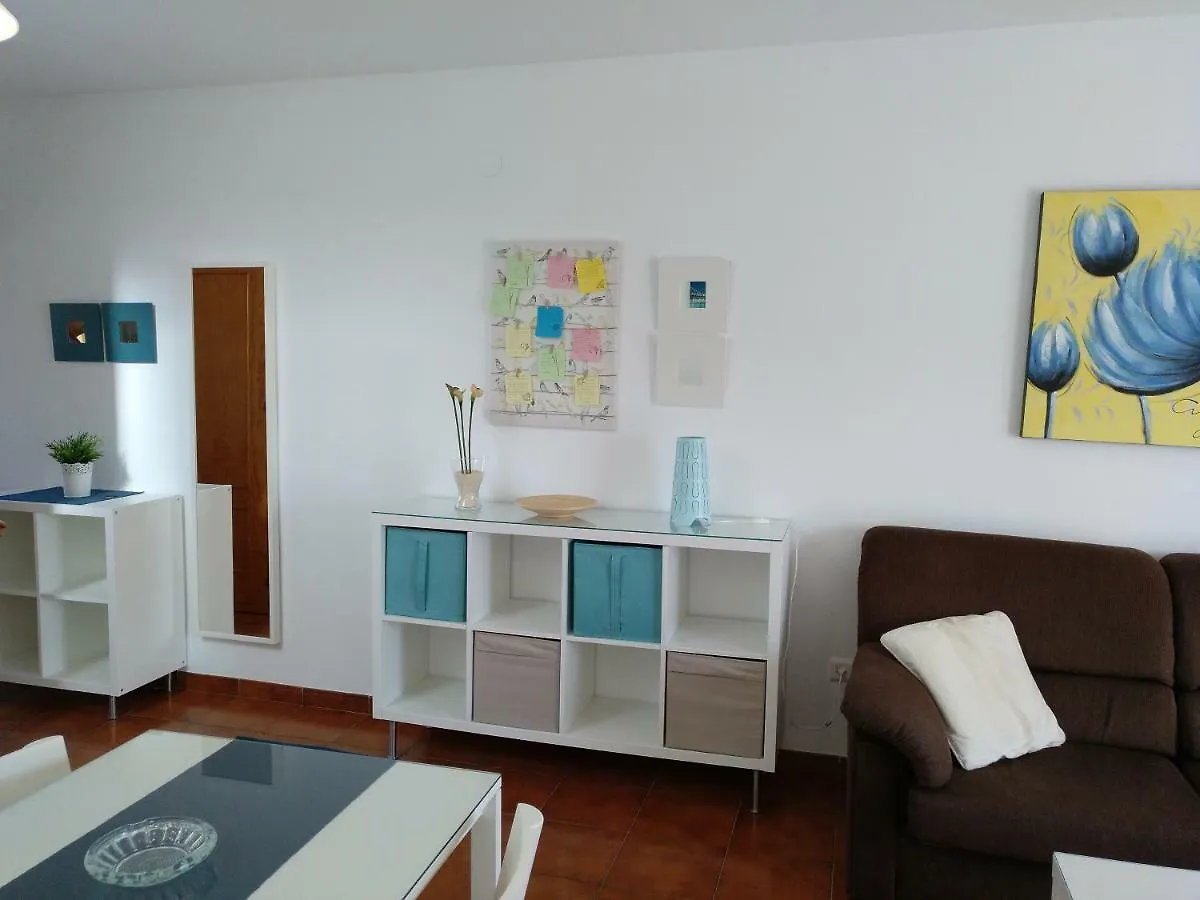 Apartamentos Luna De نيرخا بيت للعطل