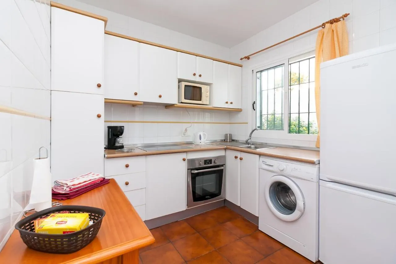 Apartamentos Luna De نيرخا 0*,